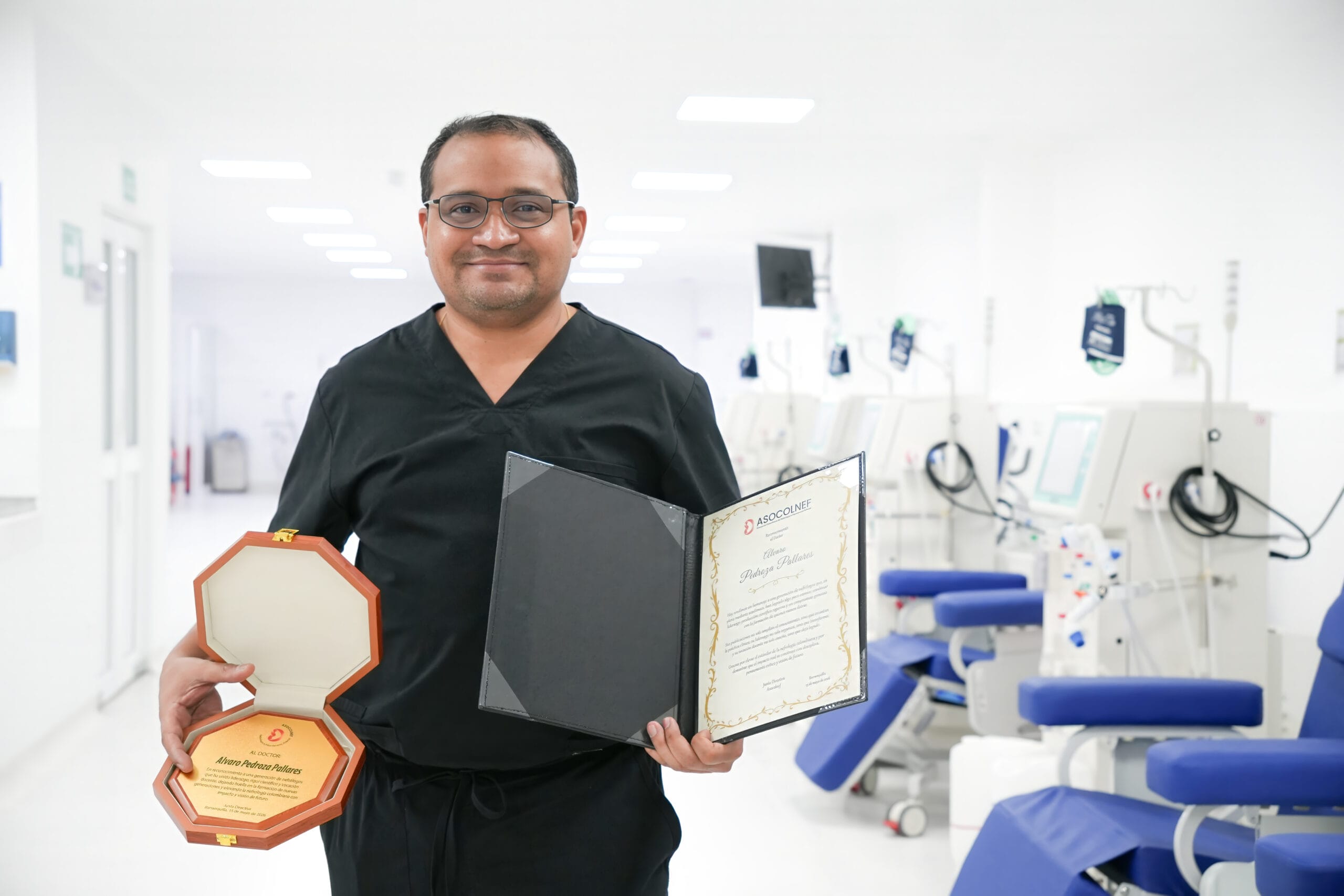 Doctor Álvaro Pedroza Pallares - Reconocimiento Nacional Nefrología